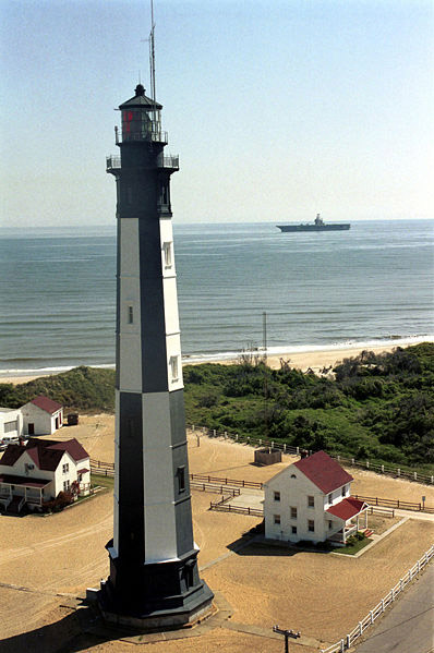 Fort_Story_lighthouse-USN-pd-web